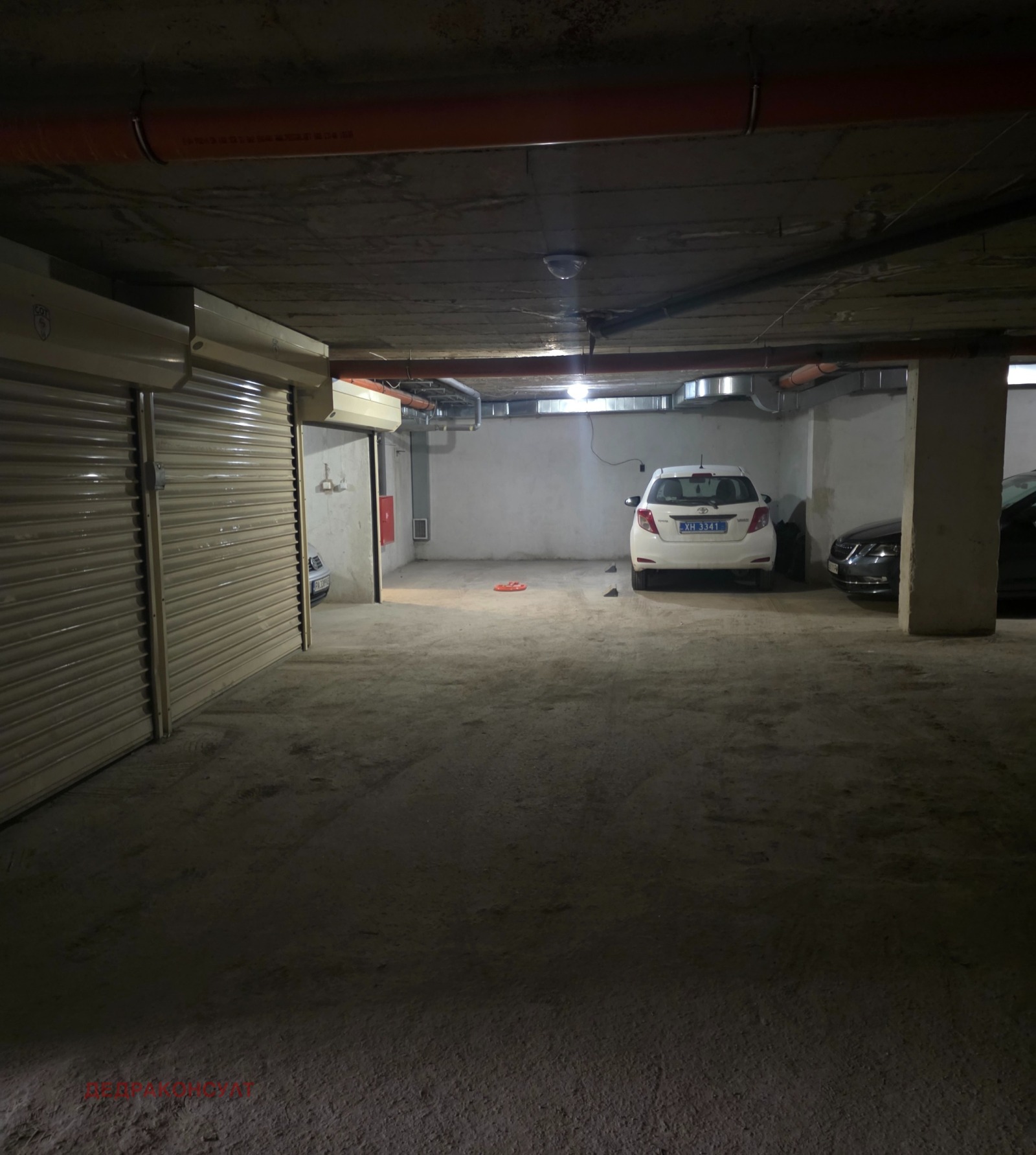 Продава ГАРАЖ, ПАРКОМЯСТО, гр. София, Център, снимка 2 - Гаражи и паркоместа - 53671666