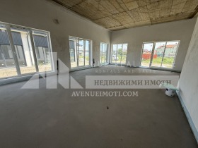 Продава  Къща, с. Първенец