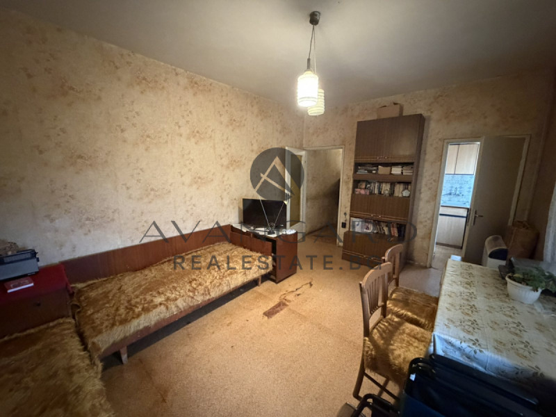 Продава 1-СТАЕН, гр. Пловдив, Център