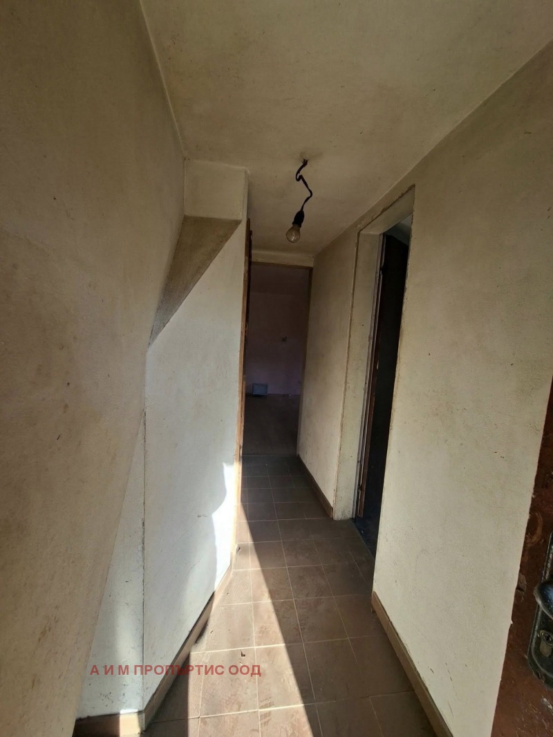 Продава КЪЩА, гр. Кюстендил, Румена войвода, снимка 5 - Къщи - 53187826