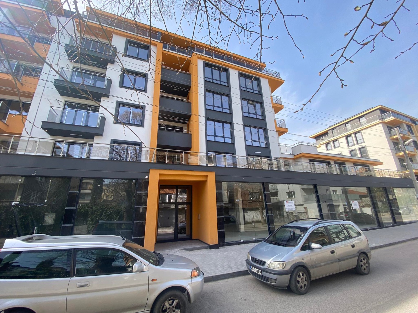 Продава МАГАЗИН, гр. Асеновград, област Пловдив, снимка 2 - Магазини - 37367776