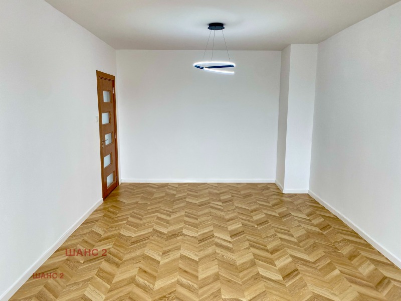 Продава 3-СТАЕН в град Варна, Младост 1 - 60 кв.м / 152 000 € » 297 286.16 лв., ШАНС 2