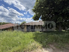 КЪЩА, 80 m2