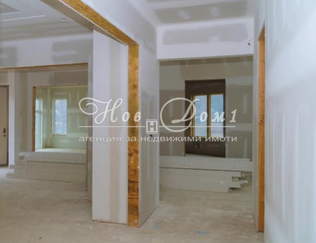 Продава  2-стаен, град Варна, Левски 1 •  122 500 EUR • ID 64194629 — holmes.bg - [1] 