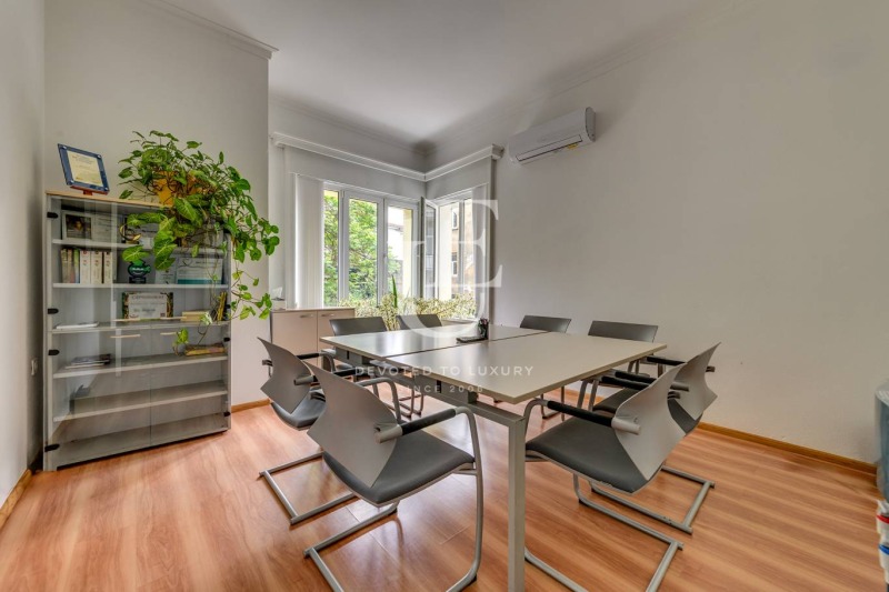 Na prodej  3 ložnice Sofia , Centar , 187 m2 | 74522958 - obraz [10]