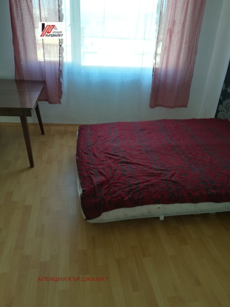 Продава 4-СТАЕН, гр. Кърджали, Веселчане, снимка 16 - Апартаменти - 53266612