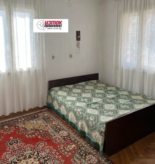 Продава  Етаж от къща област Пловдив , гр. Карлово , 100 кв.м | 49963846 - изображение [2]