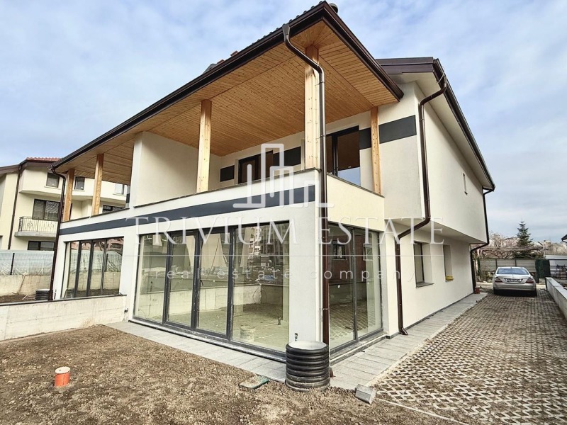 Продава КЪЩА, гр. Пловдив, Остромила, снимка 2 - Къщи - 53189513