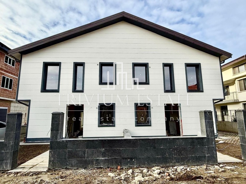 Продава КЪЩА, гр. Пловдив, Остромила