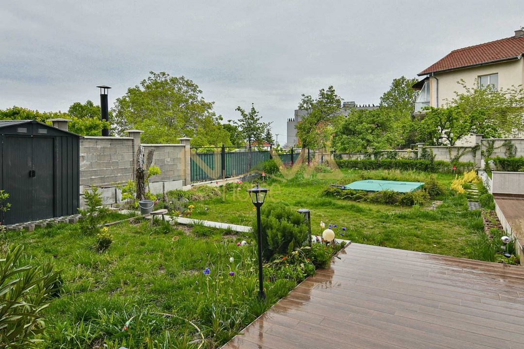 Продава 3-СТАЕН, гр. Варна, м-т Долна Трака