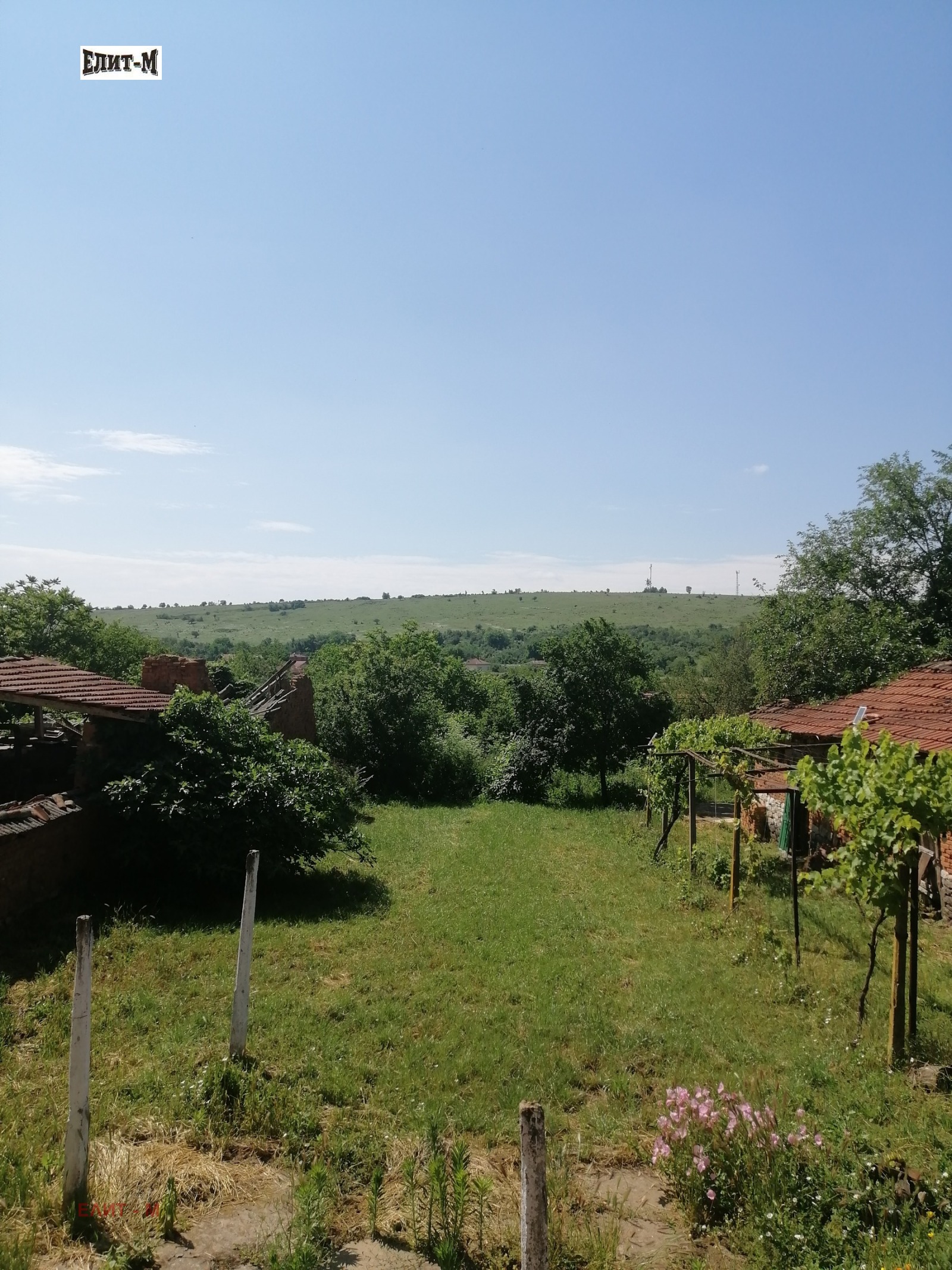 Продава КЪЩА, с. Бежаново, област Ловеч, снимка 14 - Къщи - 54821408