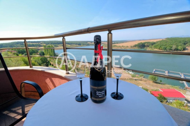 Продава ХОТЕЛ в град Хасково, в.з. Хасково - 1725 кв.м / 2 000 000 € » 3 911 660.00 лв., АДРЕС НЕДВИЖИМИ ИМОТИ - ХАСКОВО