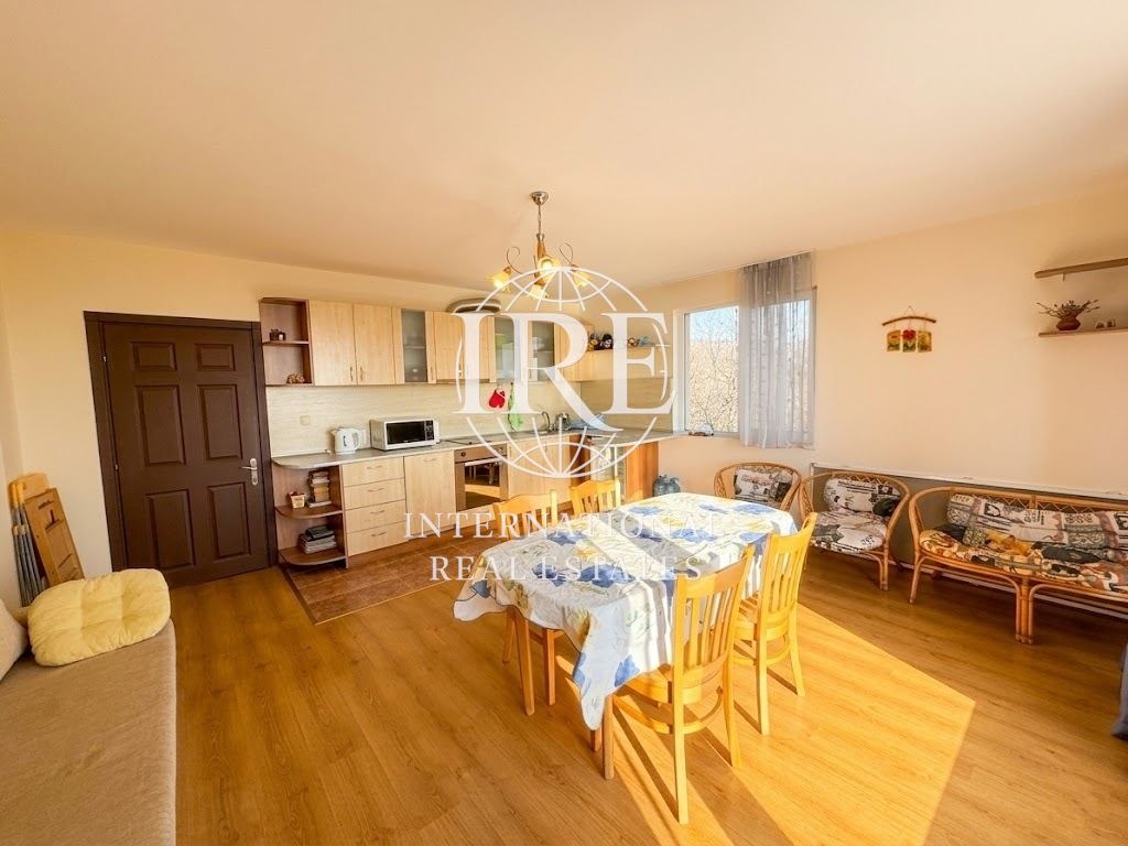 Продава 3-СТАЕН, гр. Варна, м-т Ален мак, снимка 3 - Апартаменти - 53877222