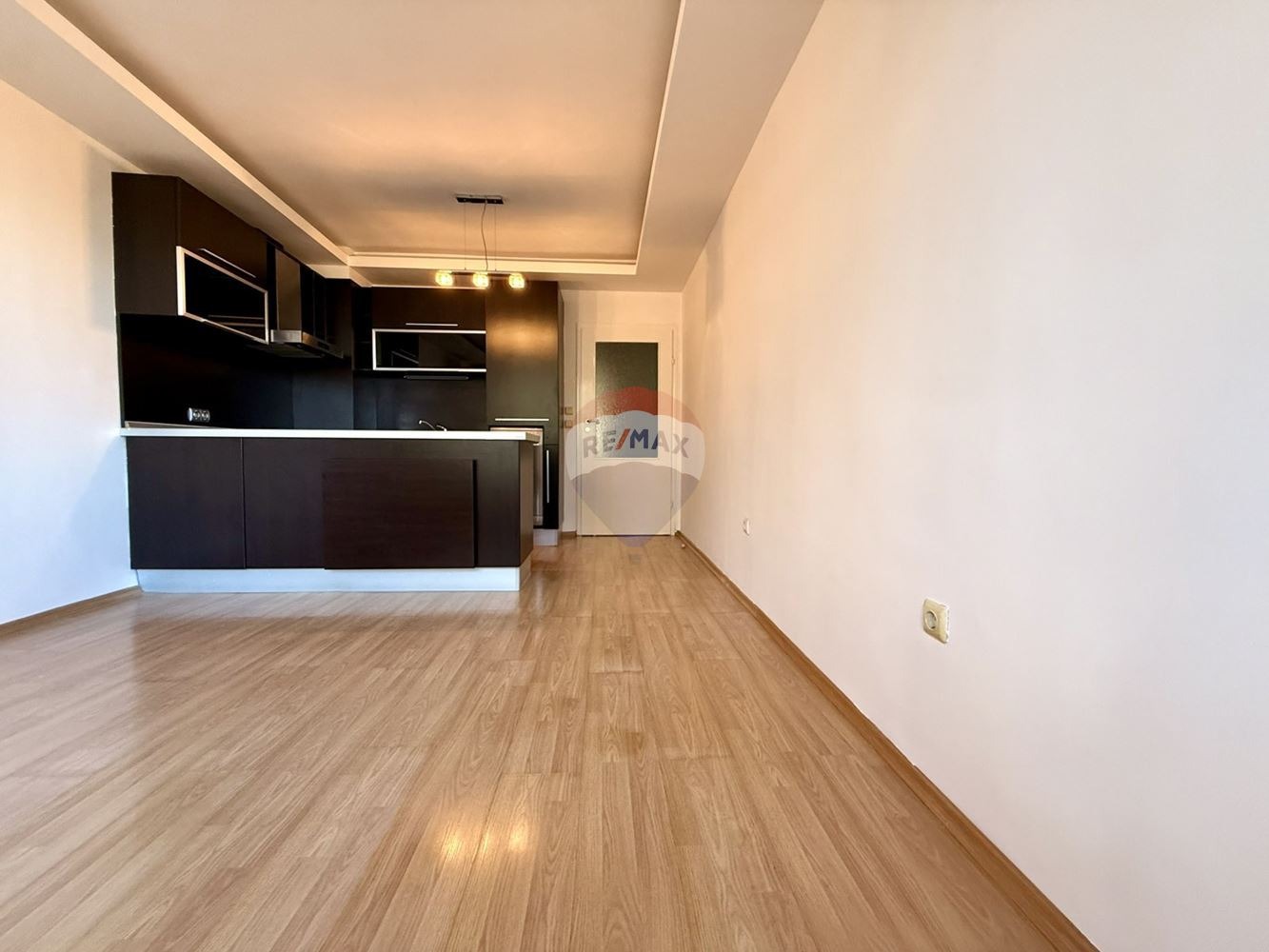 Продава 3-СТАЕН, гр. Варна, Базар Левски, снимка 3 - Апартаменти - 56227542