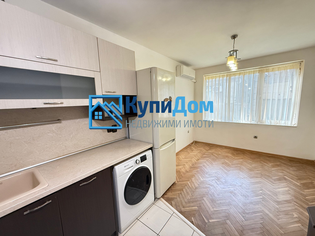 Продава 4-СТАЕН, гр. Варна, Център, снимка 3 - Апартаменти - 54669365