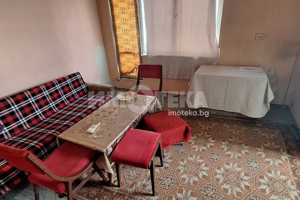 Продава КЪЩА, гр. Белослав, област Варна, снимка 11 - Къщи - 54126359