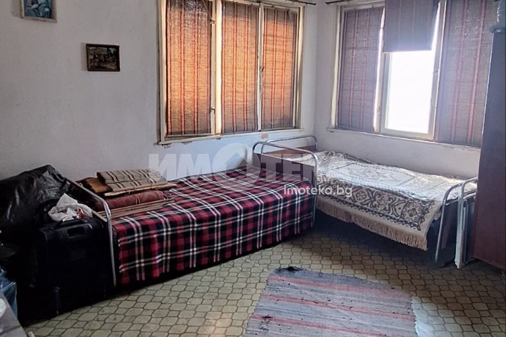 Продава КЪЩА, гр. Белослав, област Варна, снимка 8 - Къщи - 54126359