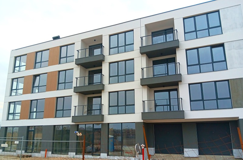 Продава 2-СТАЕН в град Пловдив, Остромила - 70 кв.м / 94 540 € » 184 904.17 лв., ГАРАНТИ