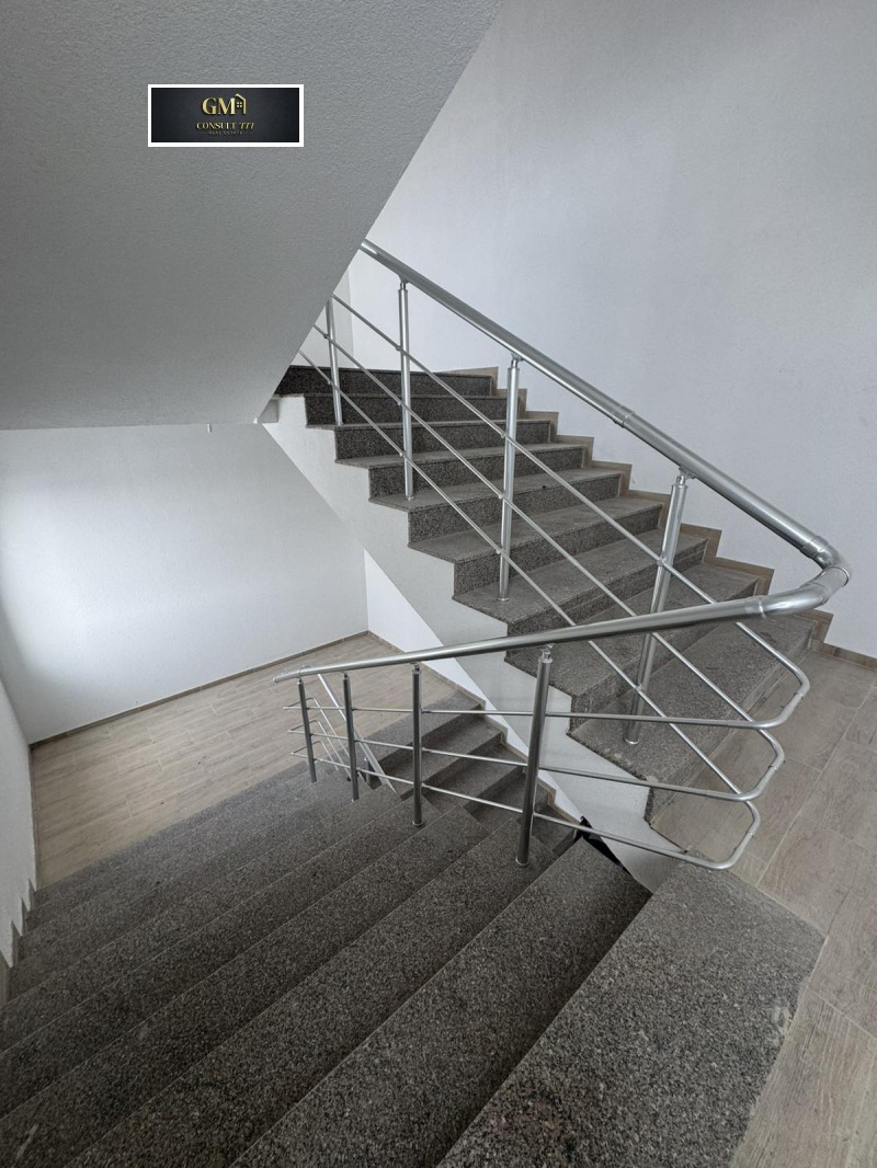 Продава 3-СТАЕН, гр. Плевен, Широк център, снимка 2 - Апартаменти - 53324660