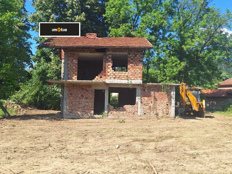 Продава КЪЩА, с. Орешак, област Ловеч, снимка 3 - Къщи - 53023151