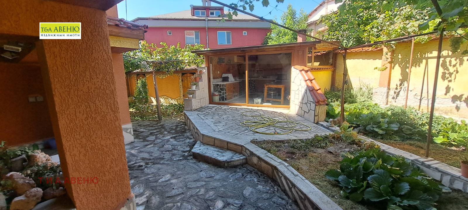 Продава КЪЩА, гр. София, гр. Нови Искър