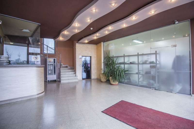 Продава САМОСТОЯТЕЛНА СГРАДА в град София, Враждебна - 1623 кв.м / 4 690 470 € » 9 173 761.94 лв., ГЛОБЪЛ СЪРВИСИЗ ООД