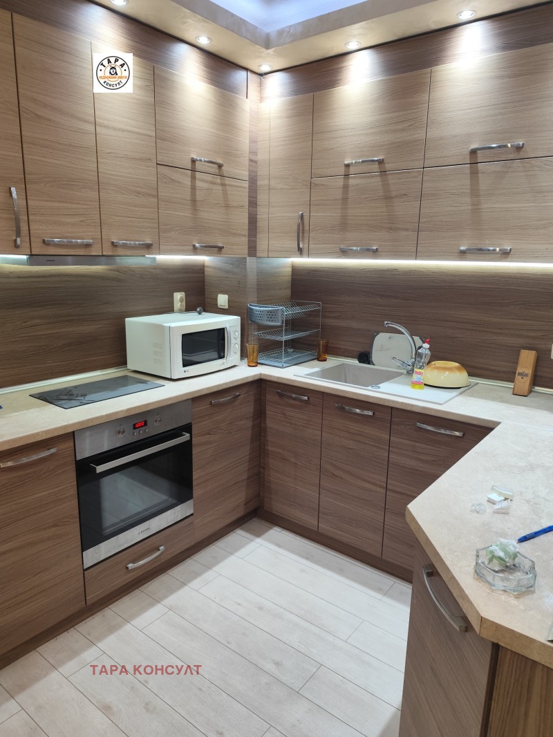 Продава 2-СТАЕН, гр. Горна Оряховица, област Велико Търново