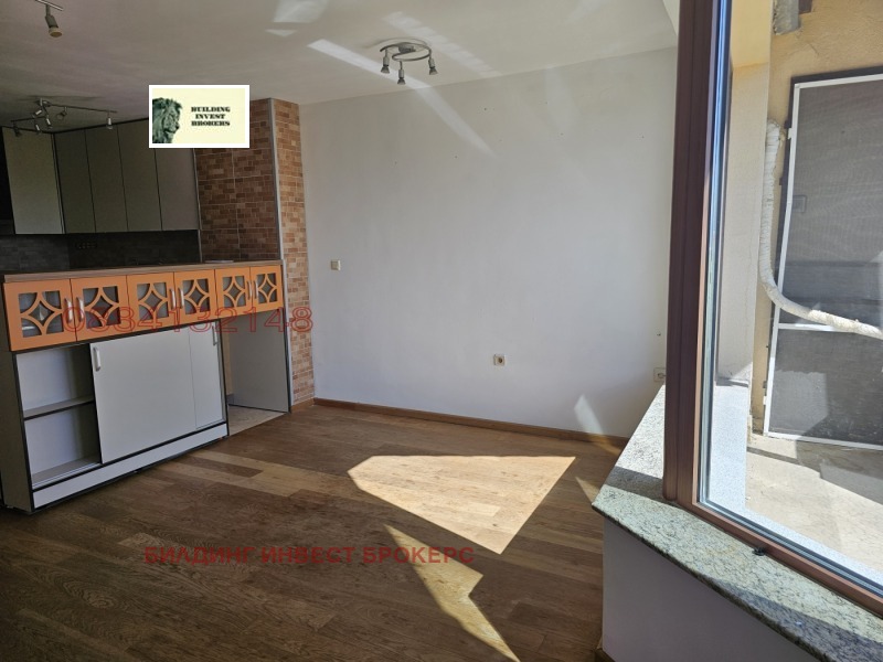 Продава 3-СТАЕН, гр. София, Лагера, снимка 17 - Апартаменти - 52942509