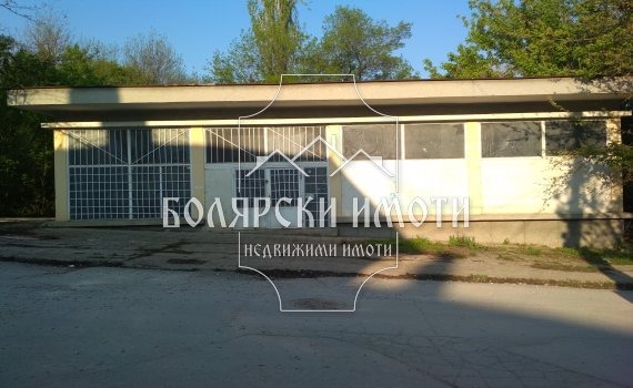 Продава МАГАЗИН, гр. Горна Оряховица, област Велико Търново, снимка 3 - Магазини - 41504876