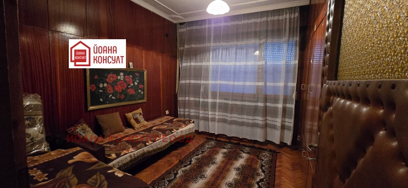 Продава 2-СТАЕН, гр. Плевен, Сторгозия, снимка 3 - Апартаменти - 53334223