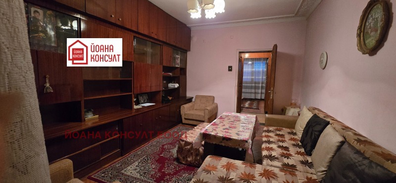 Продава 2-СТАЕН, гр. Плевен, Сторгозия