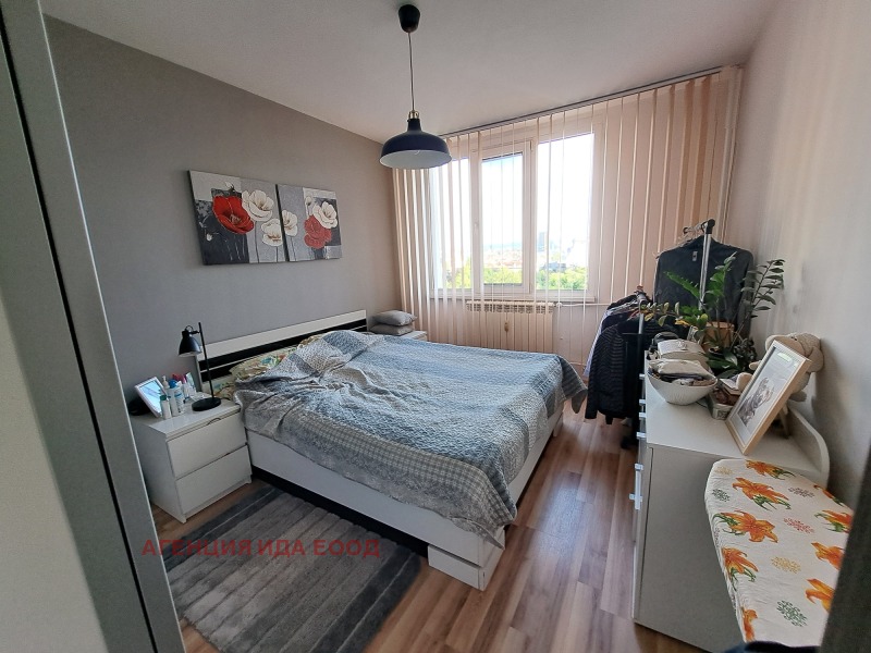 Продава  3-стаен град София , Банишора , 92 кв.м | 11902001 - изображение [6]