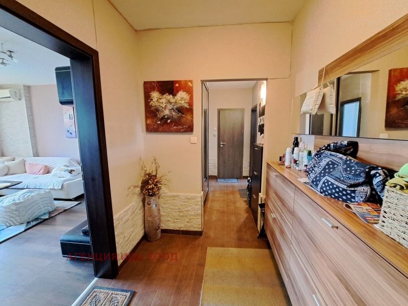 Продава  3-стаен град София , Банишора , 92 кв.м | 11902001 - изображение [5]