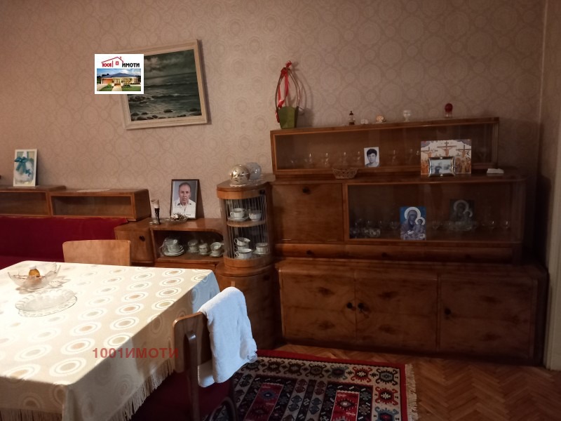 Na prodej  3 ložnice Dobrič , Centar , 120 m2 | 85918557 - obraz [2]