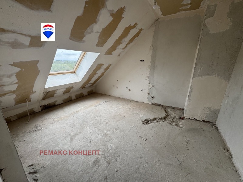 Продава  Многостаен град Шумен , Пазара , 141 кв.м | 17678729 - изображение [6]