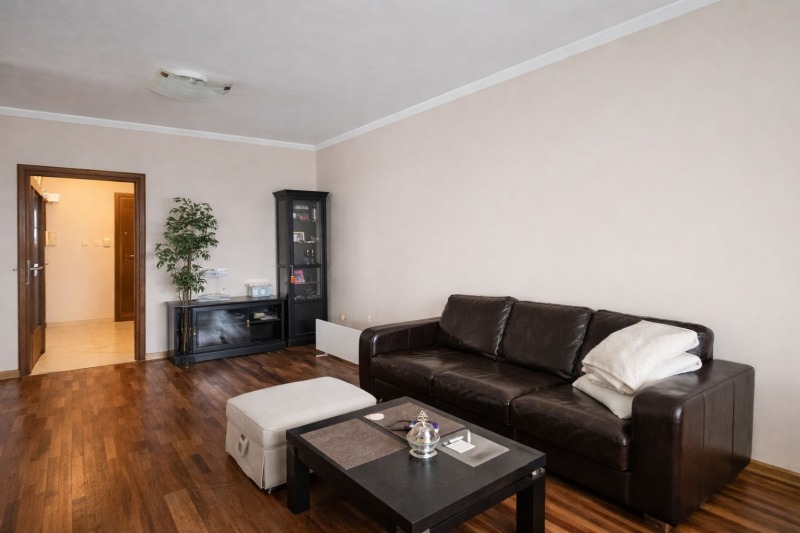 Продава МНОГОСТАЕН, гр. София, Овча купел, снимка 2 - Апартаменти - 53267298