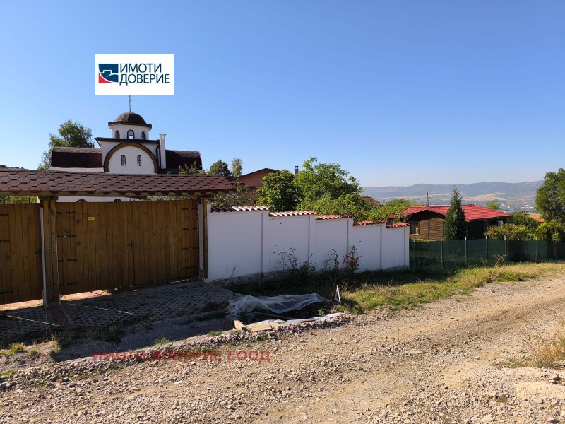 Till salu  Komplott region Pernik , Golemo Butjino , 1763 kvm | 67181241 - bild [3]