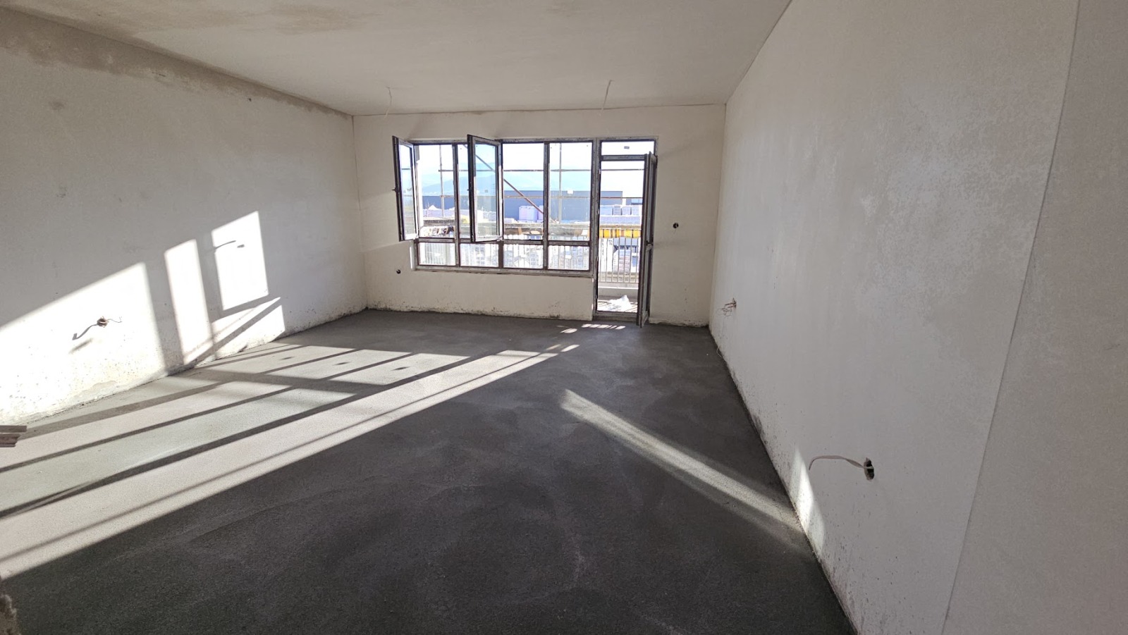 Продава 3-СТАЕН, гр. Пловдив, Остромила, снимка 2 - Апартаменти - 55780606