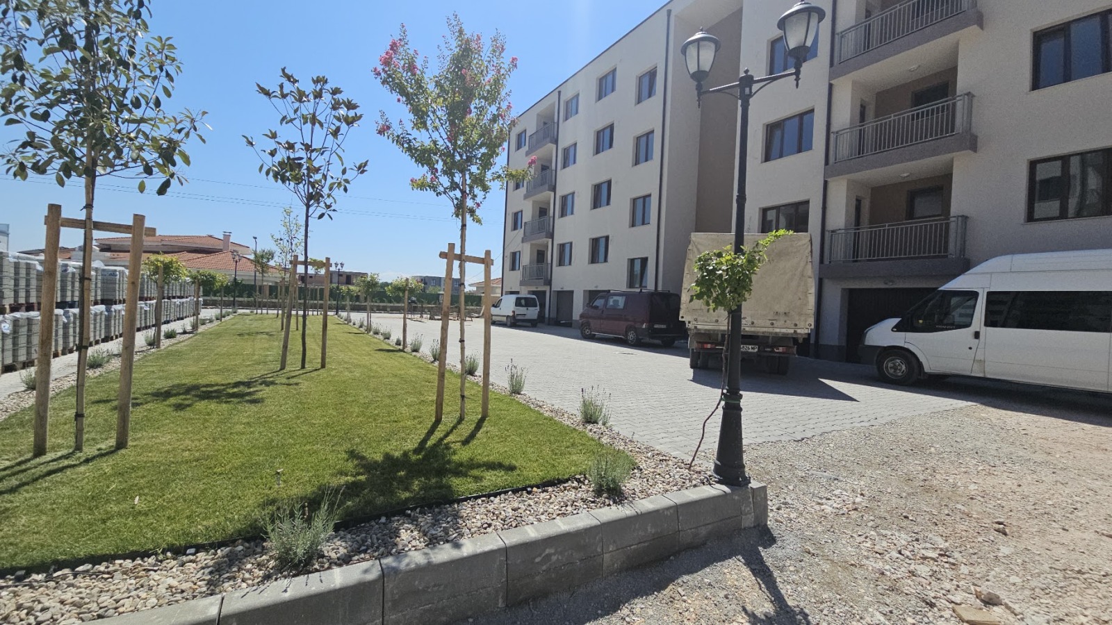 Продава  3-стаен град Пловдив , Остромила , 122 кв.м | 15822083