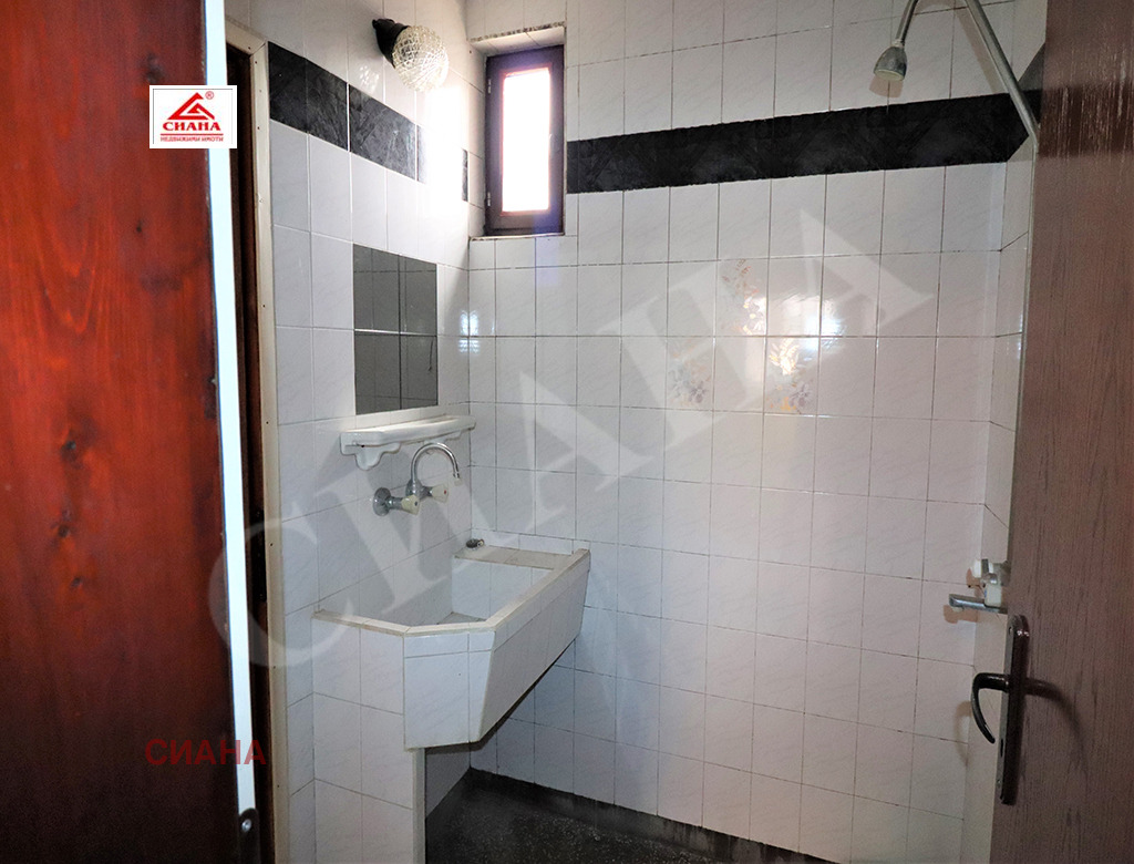 Продава КЪЩА, гр. Русе, Център, снимка 11 - Къщи - 53991466