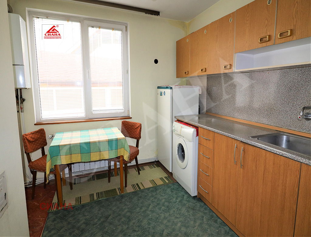 Продава КЪЩА, гр. Русе, Център, снимка 2 - Къщи - 53991466