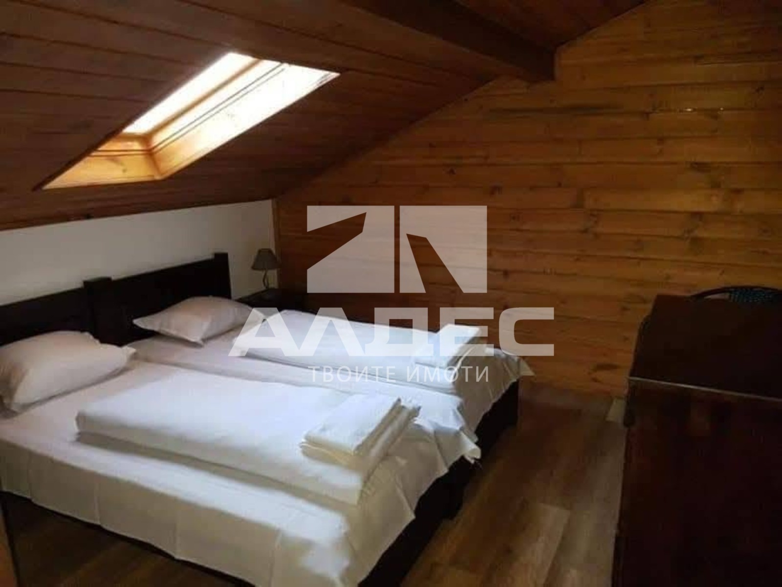 Продава КЪЩА, гр. Априлци, област Ловеч, снимка 11 - Къщи - 55062301