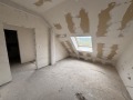 Продава МНОГОСТАЕН, град Шумен, Пазара • 171500 € • 89050380 — Holmes.bg