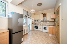 МНОГОСТАЕН, 230 m2