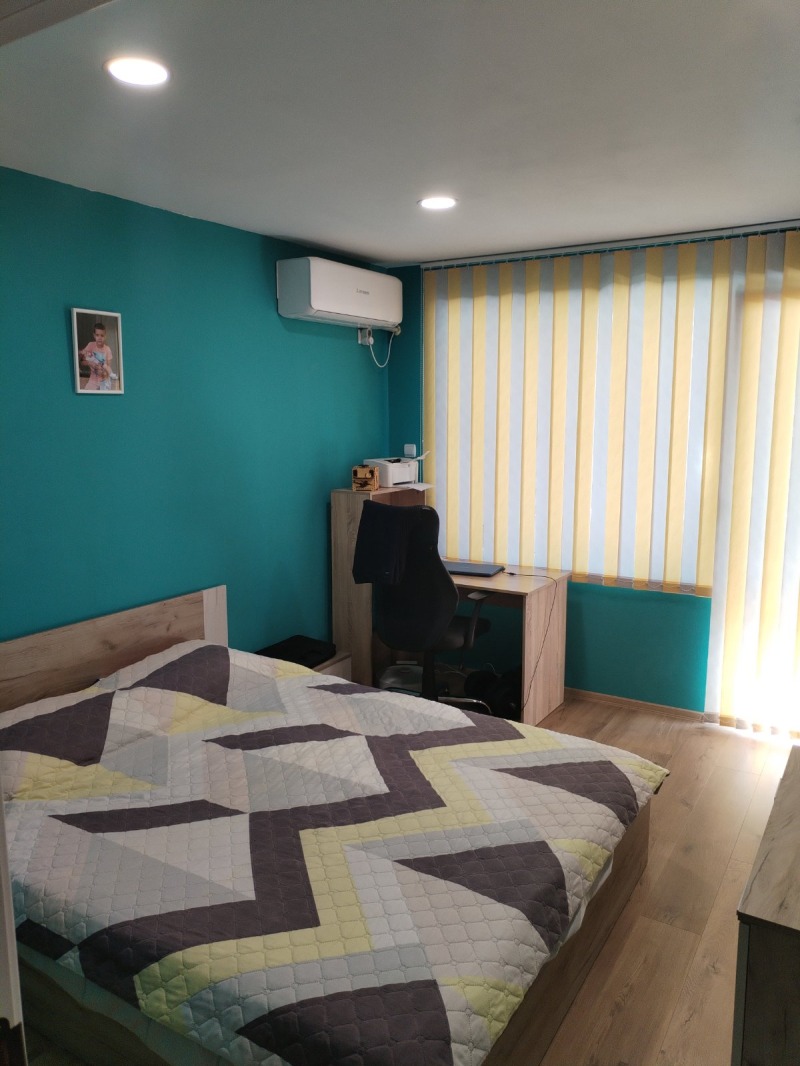 Продава 3-СТАЕН, гр. Шумен, Добруджански, снимка 5 - Апартаменти - 53152900