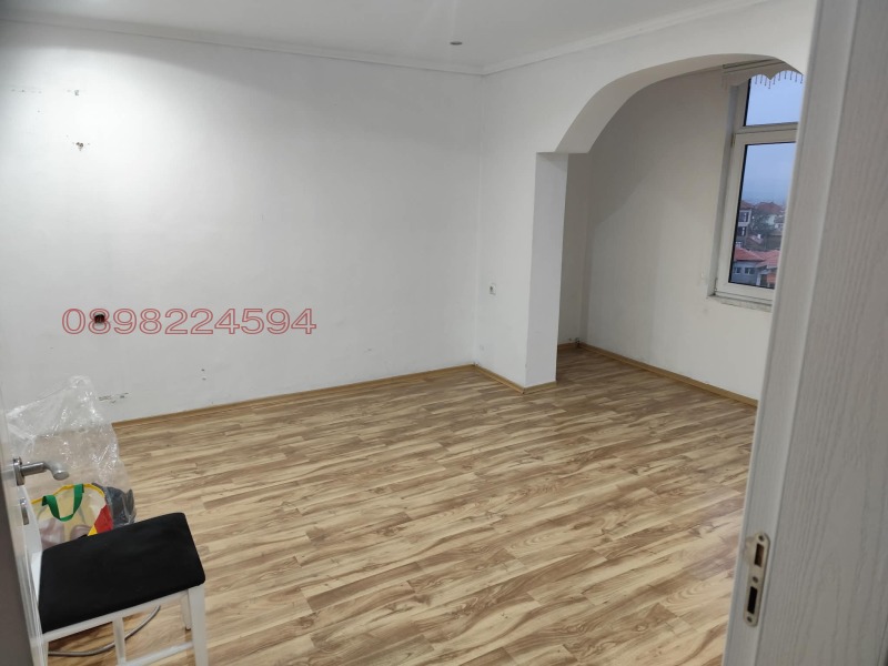 Продава 3-СТАЕН, гр. Разград, Житница, снимка 7 - Апартаменти - 53308417