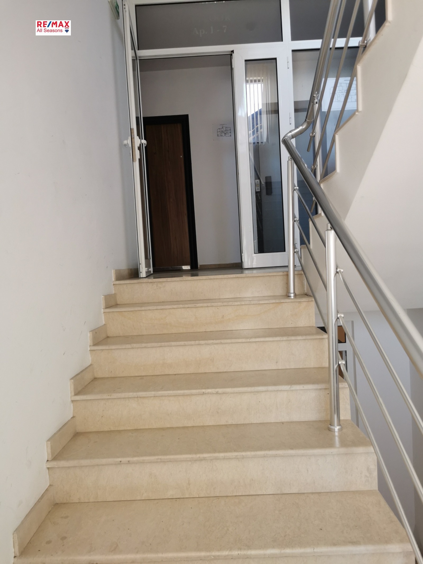 Продава 1-СТАЕН, гр. Банско, област Благоевград, снимка 13 - Апартаменти - 54629116