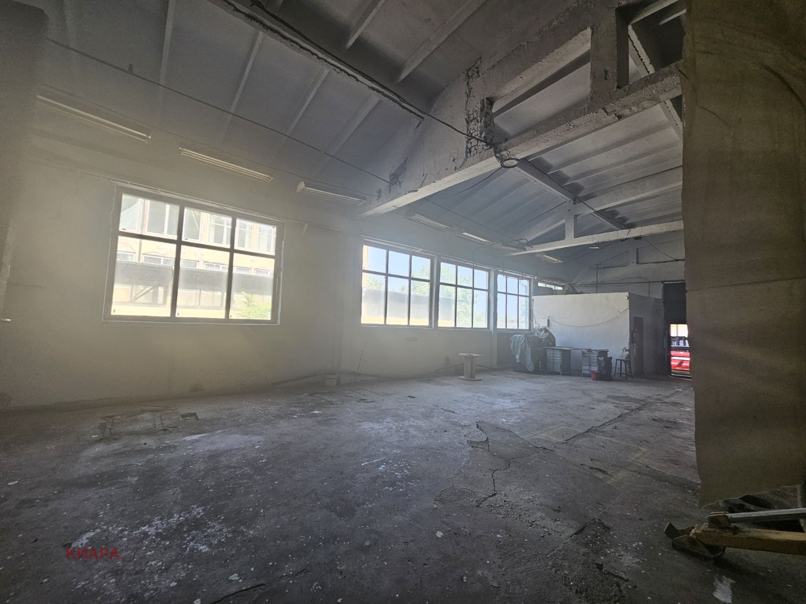 Продава СКЛАД, гр. Русе, в.з. Д. Басарбовски, снимка 5 - Складове - 53883373