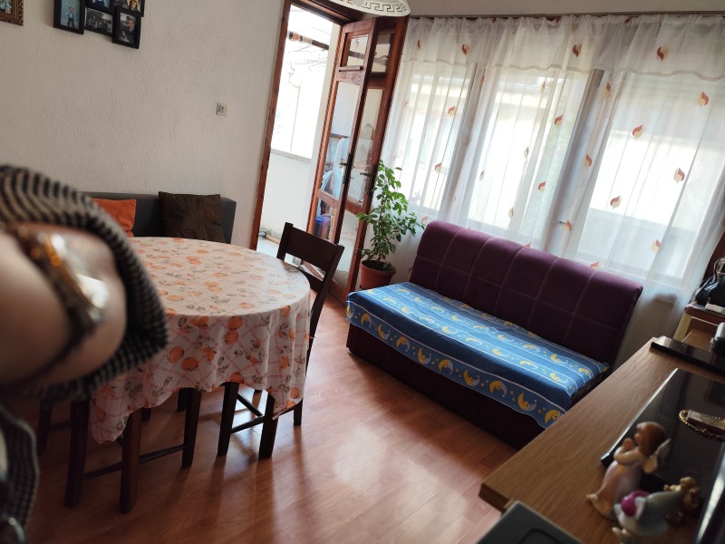 Продава 2-СТАЕН, гр. Стара Загора, Център, снимка 4 - Апартаменти - 52120511