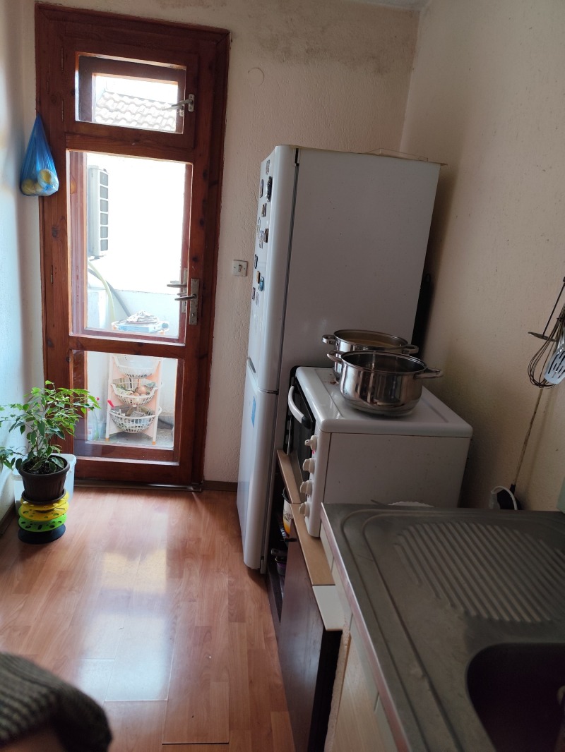 Продава 2-СТАЕН, гр. Стара Загора, Център, снимка 9 - Апартаменти - 52120511